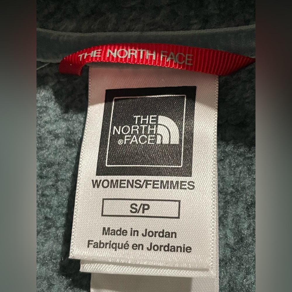 The‎ North Face Women’s Blue Vintage Fleece Jacket With Toggle Buttons. Small. - Picture 3 of 8